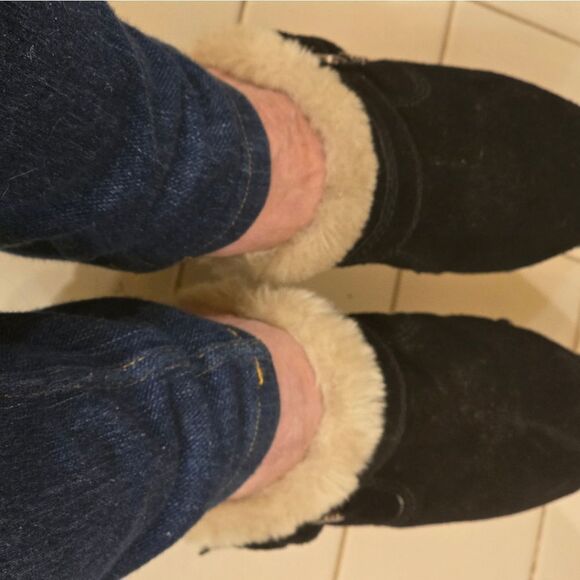 JESSICA SIMPSON BLACK SUEDE FUR TRIMMED MULES - Picture 5 of 7